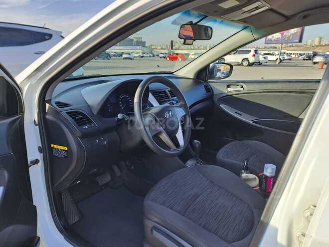 Hyundai Accent 2016, 127,000 km - 1.6 l - Bakı