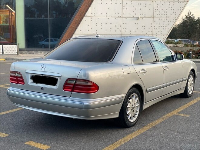 Mercedes E 280 2000, 296,000 km - 2.8 l - Bakı