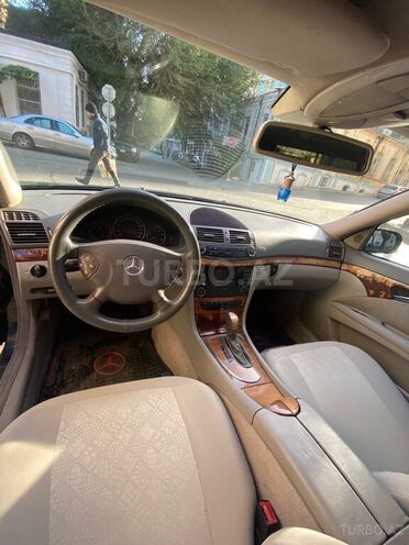 Mercedes E 220 2002, 428,310 km - 2.2 l - Bakı
