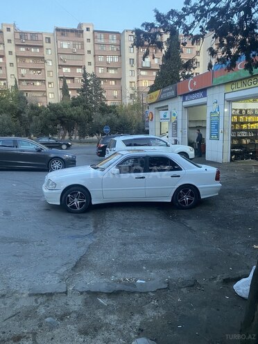 Mercedes C 180 1993, 112,120 km - 1.8 l - Bakı