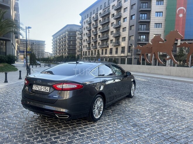 Ford Fusion 2015, 153,087 km - 2.0 л - Bakı