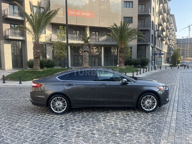 Ford Fusion 2015, 153,087 km - 2.0 л - Bakı