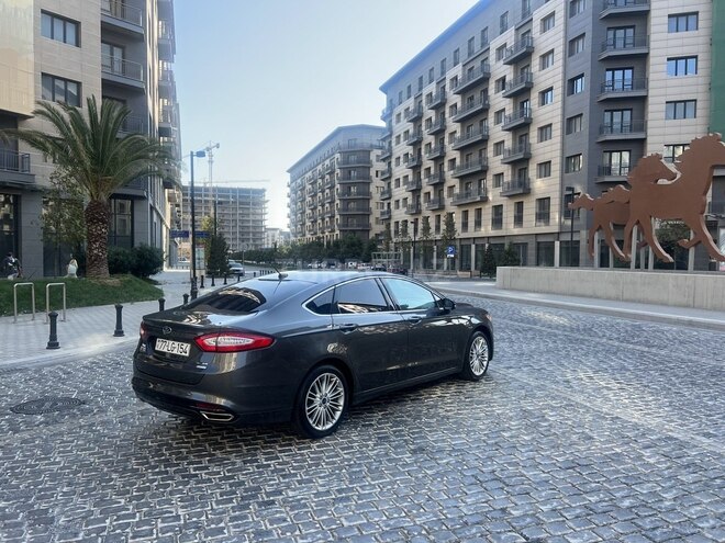 Ford Fusion 2015, 153,087 km - 2.0 л - Bakı