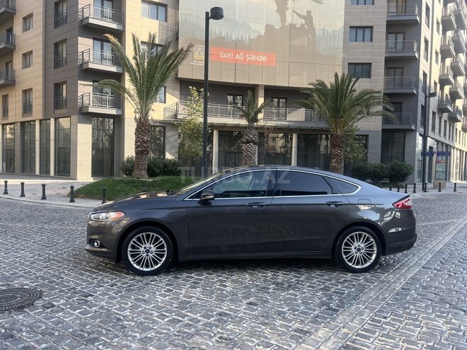 Ford Fusion 2015, 153,087 km - 2.0 л - Bakı