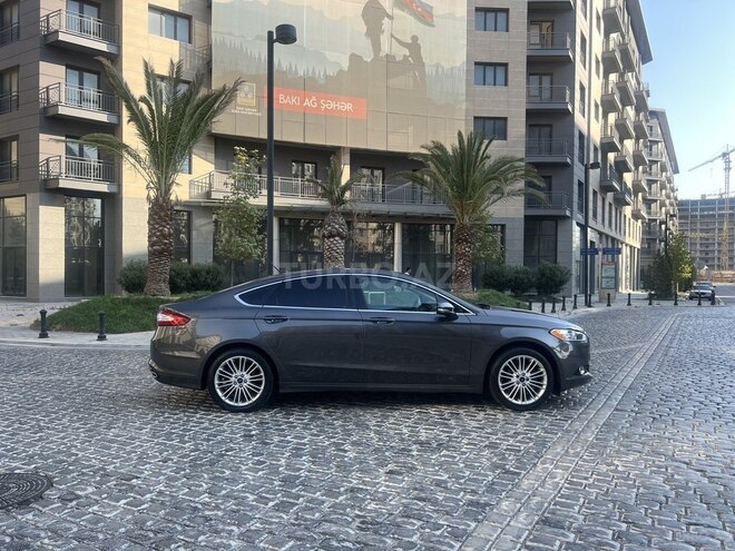 Ford Fusion 2015, 153,087 km - 2.0 л - Bakı