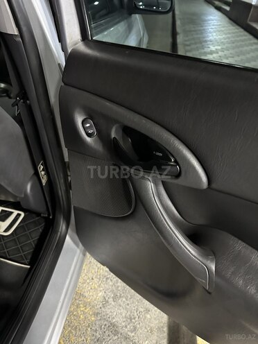 Ford Focus 2001, 189,045 km - 2.0 л - Bakı