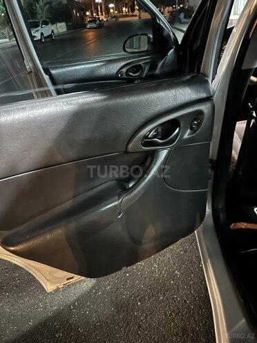 Ford Focus 2001, 189,045 km - 2.0 л - Bakı