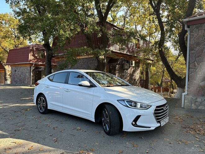 Hyundai Elantra 2015, 169,000 km - 1.6 л - Bakı