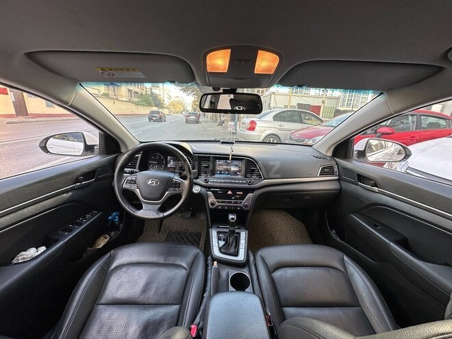 Hyundai Elantra 2015, 169,000 km - 1.6 л - Bakı