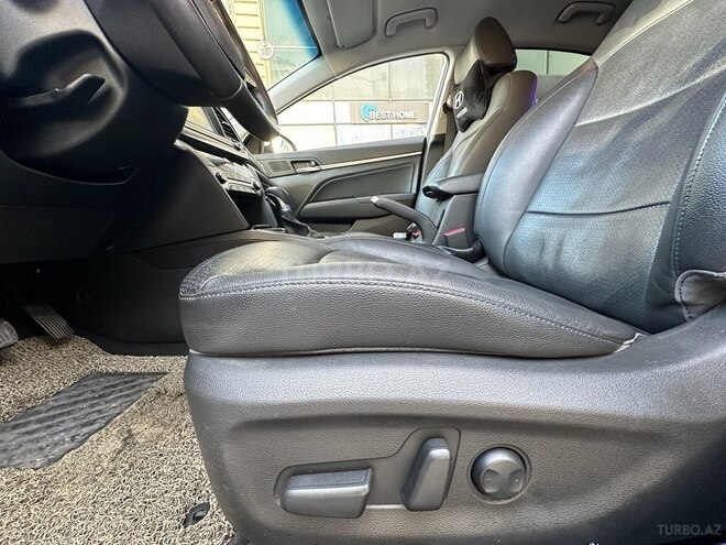 Hyundai Elantra 2015, 169,000 km - 1.6 л - Bakı