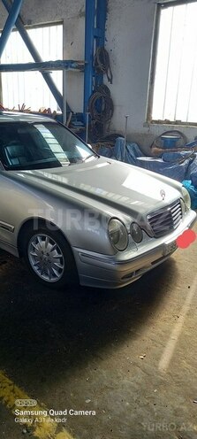 Mercedes E 320 1999, 327,000 km - 3.2 l - Bakı