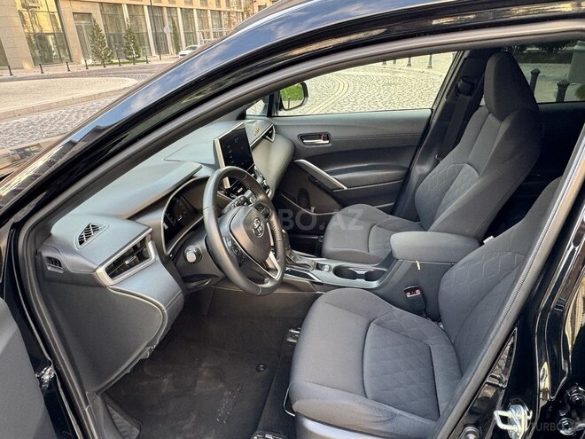 Toyota Corolla Cross 2022, 22,000 km - 2.0 л - Bakı
