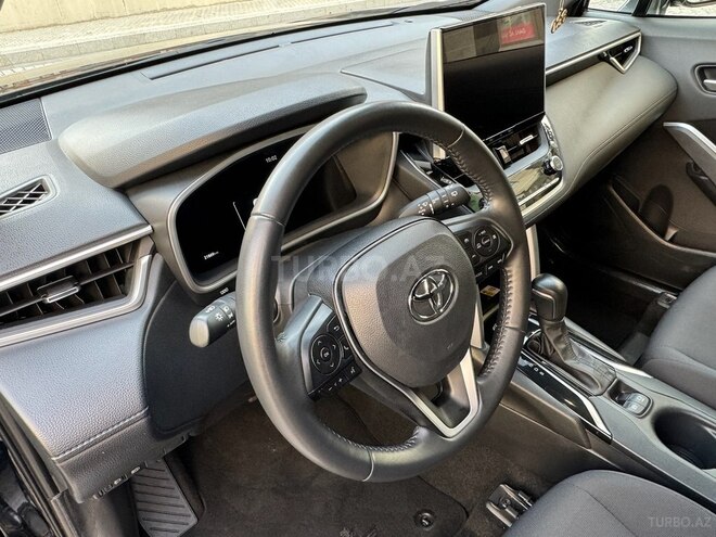 Toyota Corolla Cross 2022, 22,000 km - 2.0 л - Bakı