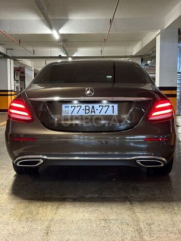 Mercedes E 220 2016, 195,000 km - 2.2 l - Bakı