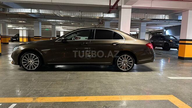 Mercedes E 220 2016, 195,000 km - 2.2 l - Bakı