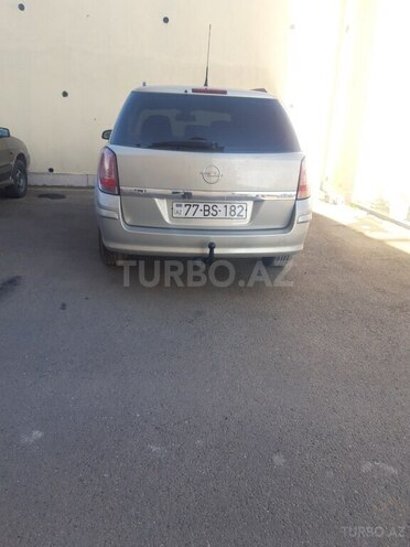 Opel Astra 2009, 180,600 km - 1.4 l - Qəbələ