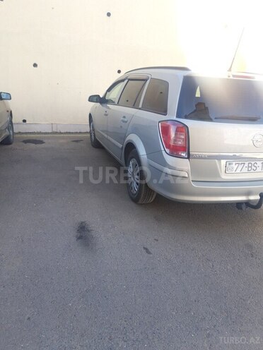 Opel Astra 2009, 180,600 km - 1.4 l - Qəbələ