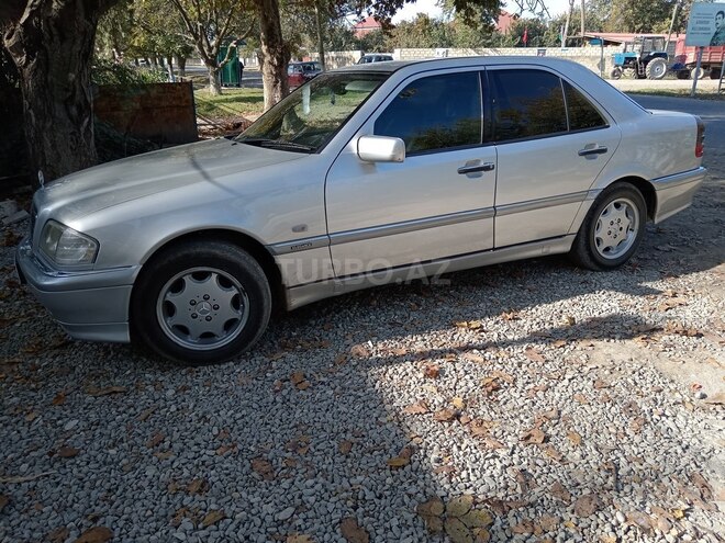 Mercedes C 240 1998, 303,000 km - 2.4 л - Ağcabədi