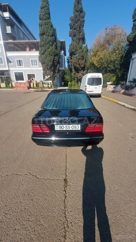 Mercedes E 240 2002, 372,000 km - 2.6 l - Lənkəran