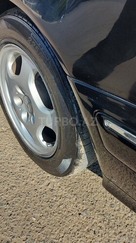 Mercedes E 240 2002, 372,000 km - 2.6 l - Lənkəran