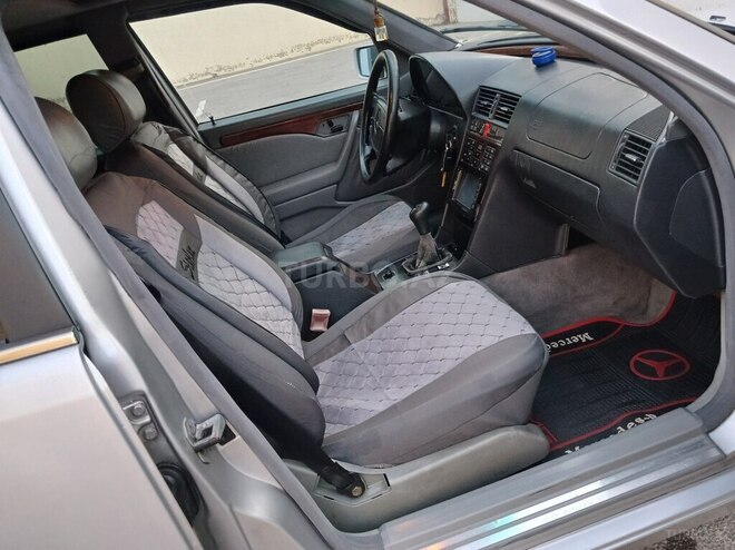 Mercedes C 250 1995, 248,420 km - 2.5 l - Bakı