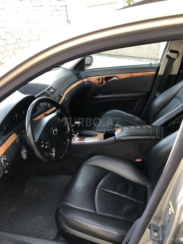 Mercedes E 320 2002, 260,000 km - 3.2 l - Bakı
