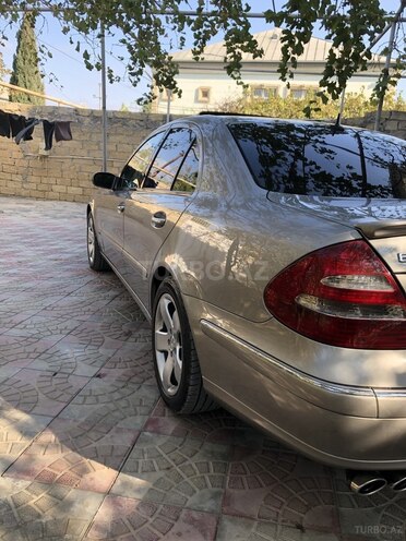 Mercedes E 320 2002, 260,000 km - 3.2 l - Bakı