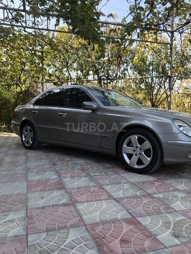 Mercedes E 320 2002, 260,000 km - 3.2 l - Bakı