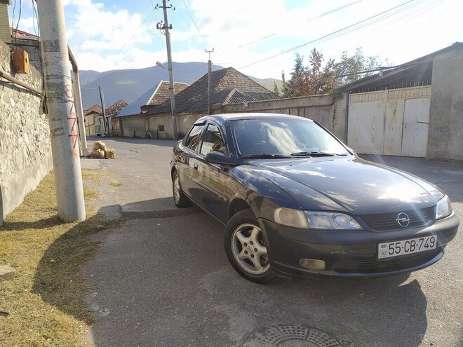 Opel Vectra 1997, 350,000 km - 2.0 l - Şəki