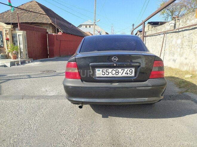 Opel Vectra 1997, 350,000 km - 2.0 l - Şəki