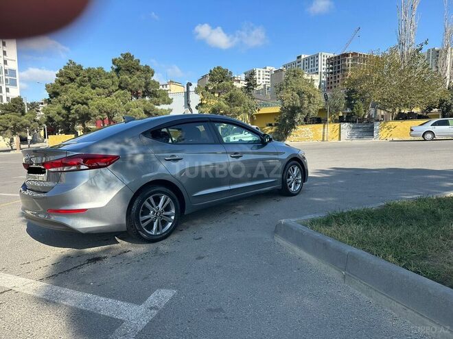 Hyundai Elantra 2017, 113,000 km - 2.0 л - Bakı