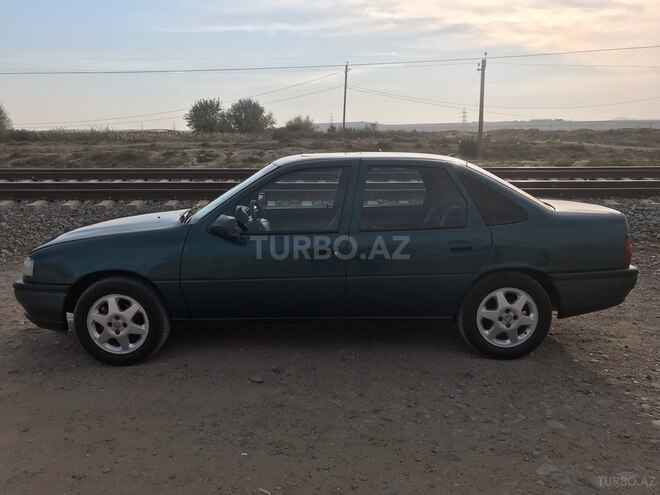 Opel Vectra 1994, 365,660 km - 1.8 л - Sumqayıt