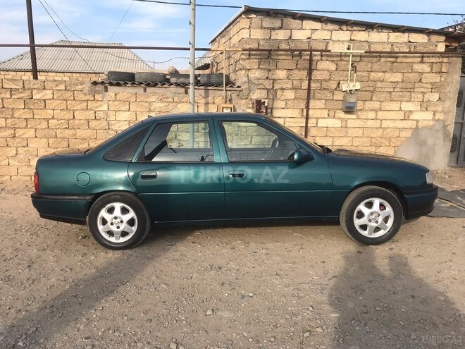 Opel Vectra 1994, 365,660 km - 1.8 л - Sumqayıt