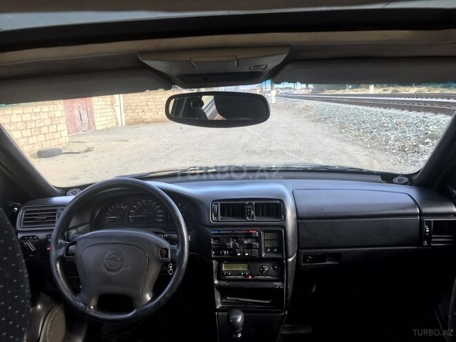 Opel Vectra 1994, 365,660 km - 1.8 л - Sumqayıt