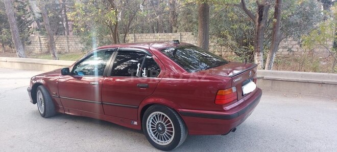 BMW 318 1995, 367,000 km - 1.8 l - Sumqayıt