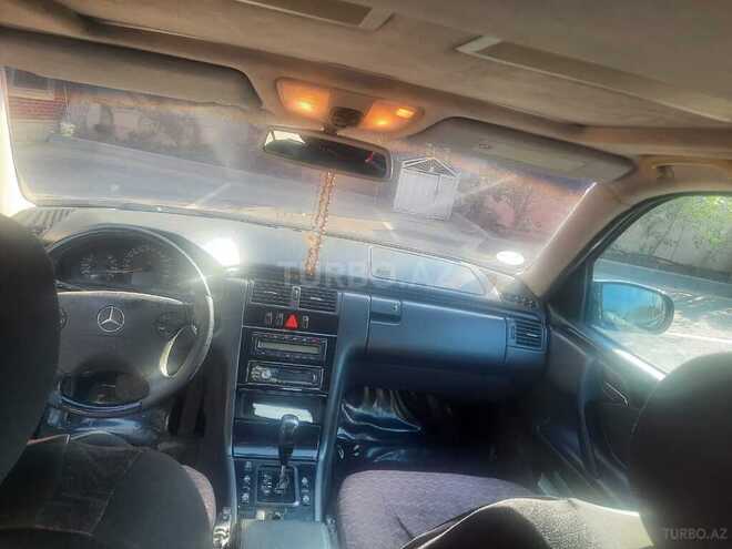 Mercedes E 320 2001, 643,522 km - 3.2 l - Bakı