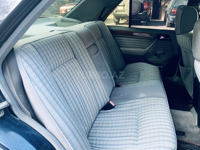 Mercedes E 230 1991, 241,041 km - 2.3 l - Sumqayıt