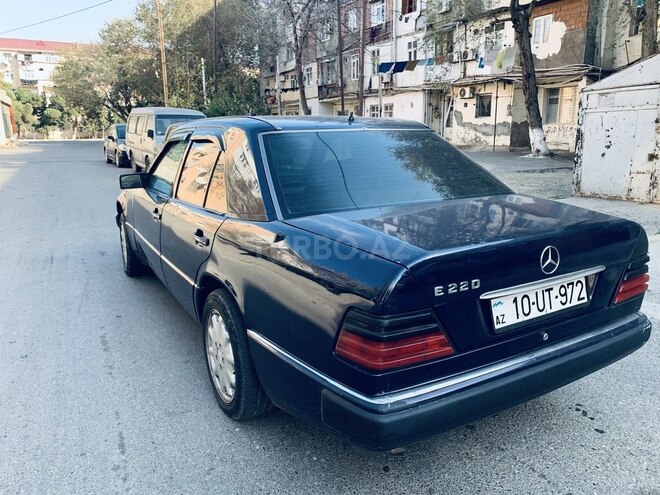 Mercedes E 230 1991, 241,041 km - 2.3 l - Sumqayıt