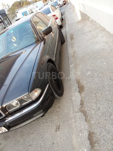 BMW 725 1996, 450,000 km - 2.5 л - Bakı