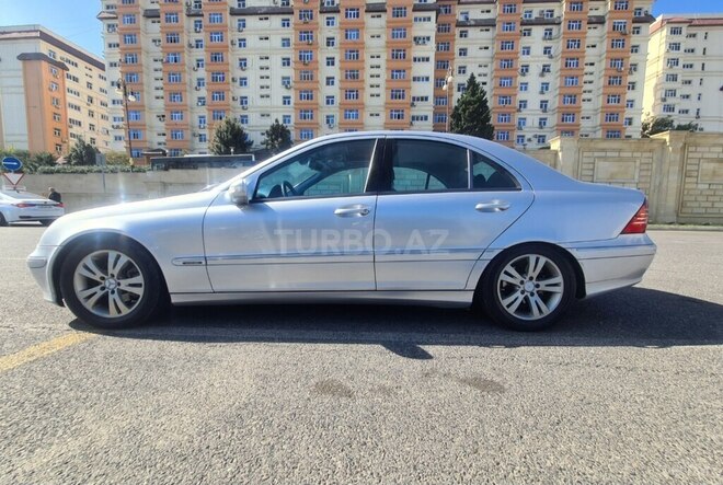 Mercedes C 200 2001, 340,000 km - 2.0 л - Bakı