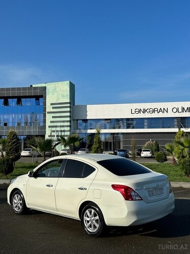 Nissan Sunny 2013, 170,000 km - 1.6 l - Lənkəran