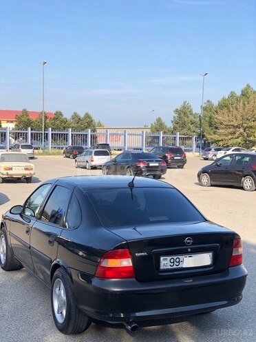 Opel Vectra 1998, 148,000 km - 1.6 l - Sumqayıt
