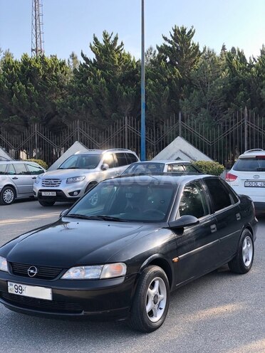 Opel Vectra 1998, 148,000 km - 1.6 l - Sumqayıt