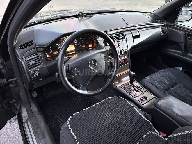 Mercedes E 300 1998, 591,000 km - 3.0 l - Bakı