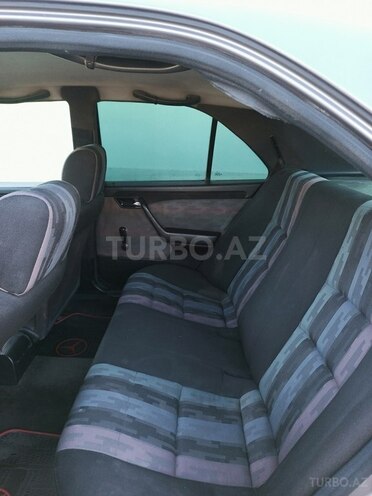 Mercedes C 180 1994, 360,000 km - 1.8 л - Salyan