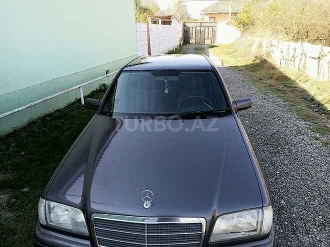 Mercedes C 180 1994, 360,000 km - 1.8 л - Salyan