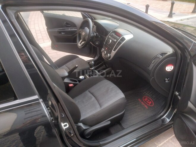 Kia Ceed 2011, 293,000 km - 1.6 l - Bakı
