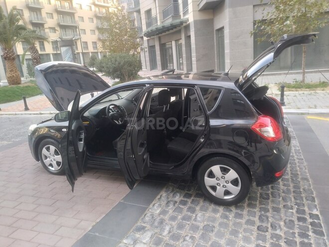 Kia Ceed 2011, 293,000 km - 1.6 l - Bakı