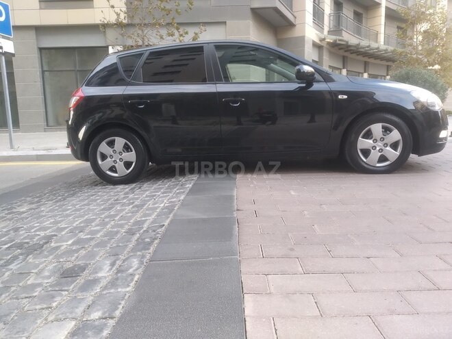 Kia Ceed 2011, 293,000 km - 1.6 l - Bakı