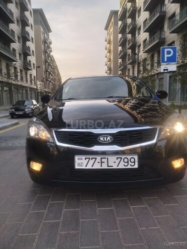 Kia Ceed 2011, 293,000 km - 1.6 l - Bakı